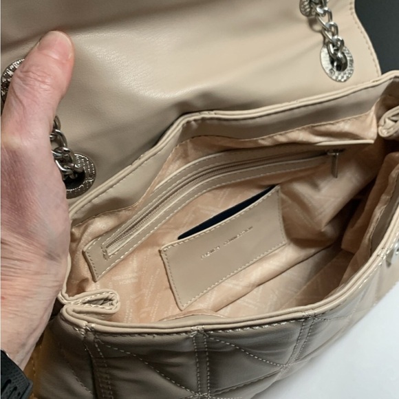 French Connection Quilted Shoulder/crossbody Bag with chain & material strap NWT - Picture 7 of 17